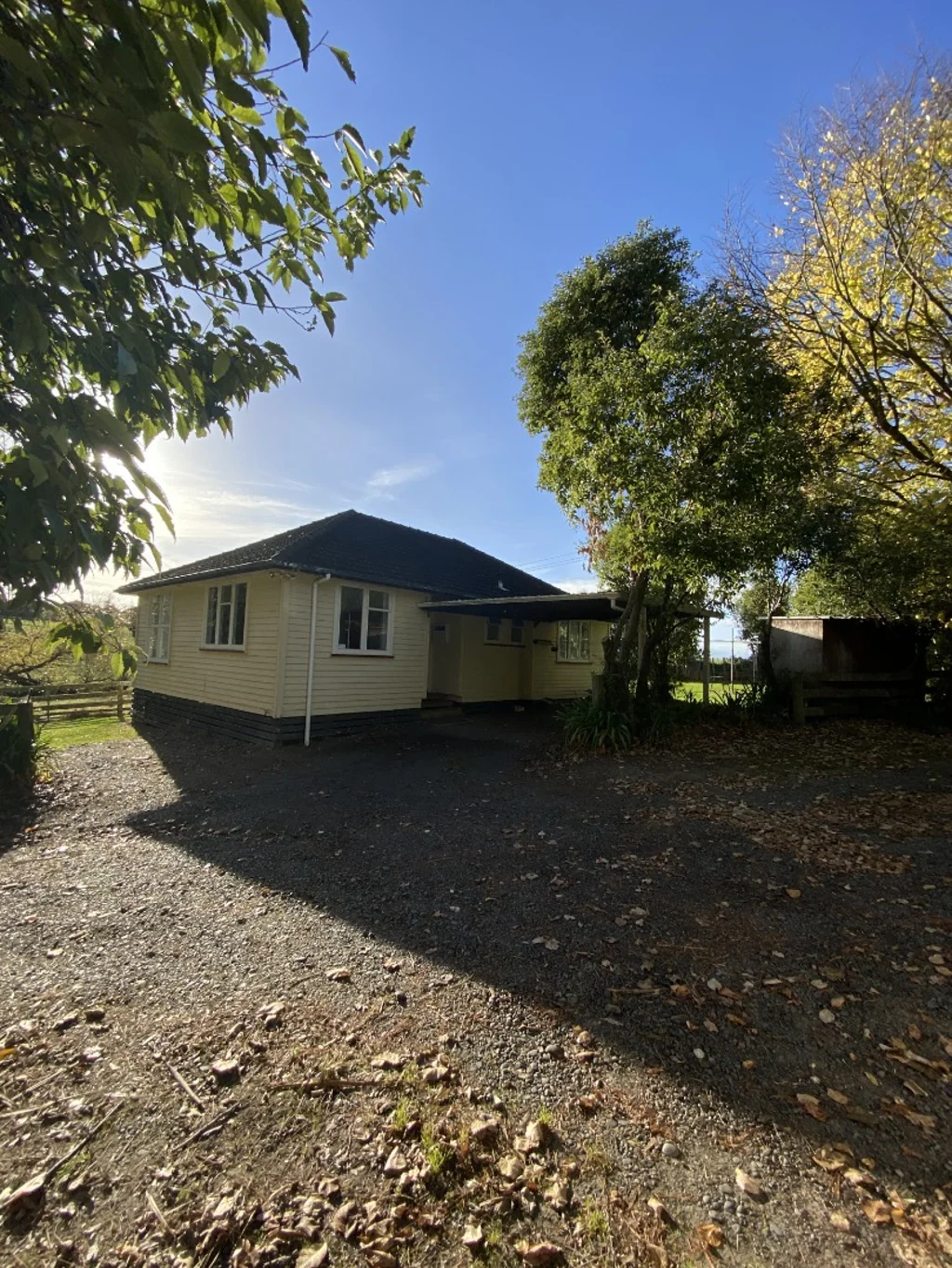 Country Living 123B Cemetery Road