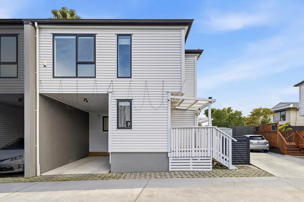 Manurewa 3房  Modern Living, Outstanding Opportunity