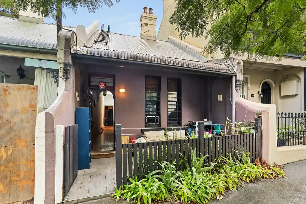 2 bed semi in Newtown's premiere pocket