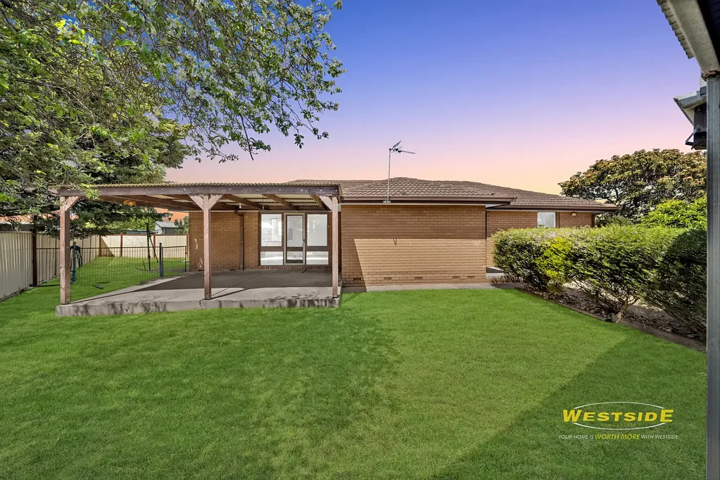 4 Kent Court, Deer Park, VIC 3023