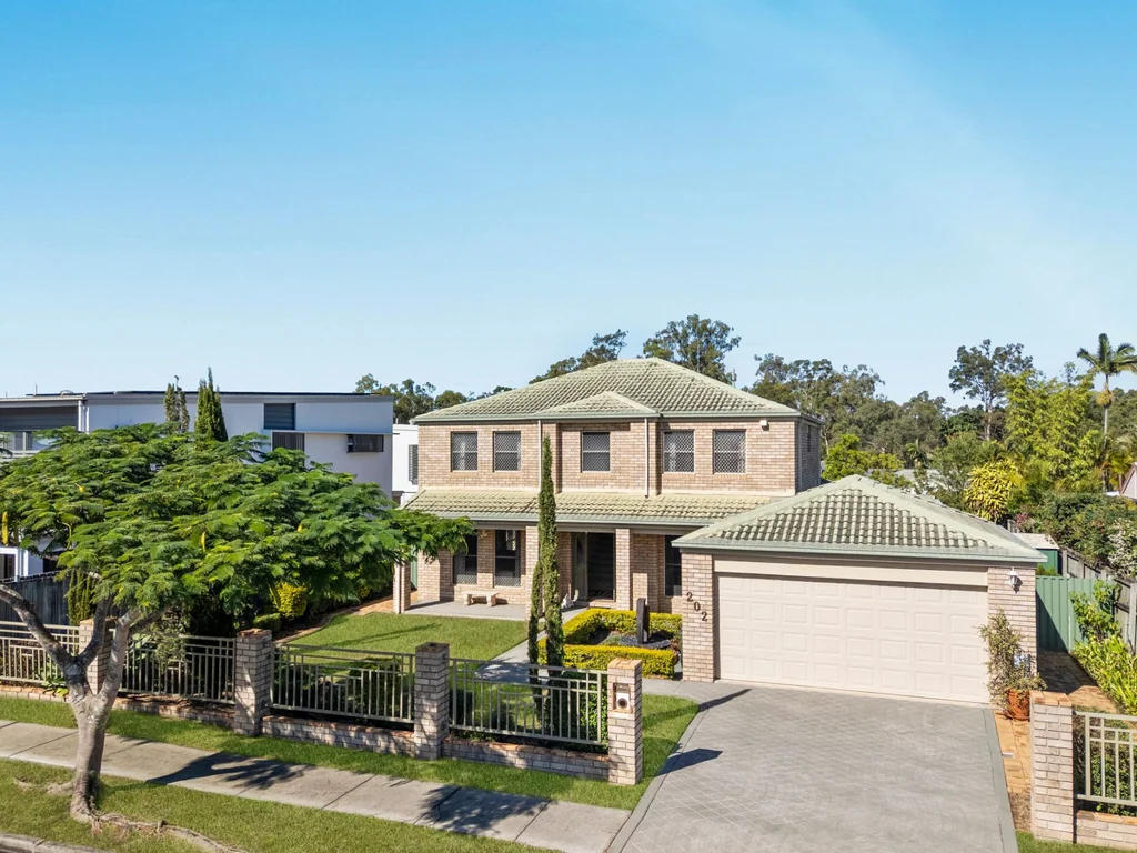 Parkinson 4部屋 North-Facing Expansive 4-Bedroom 2-Storey Plus Study!