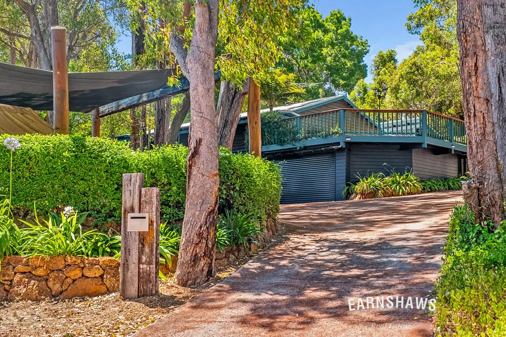13 Feldman Crescent, Parkerville, WA 6081