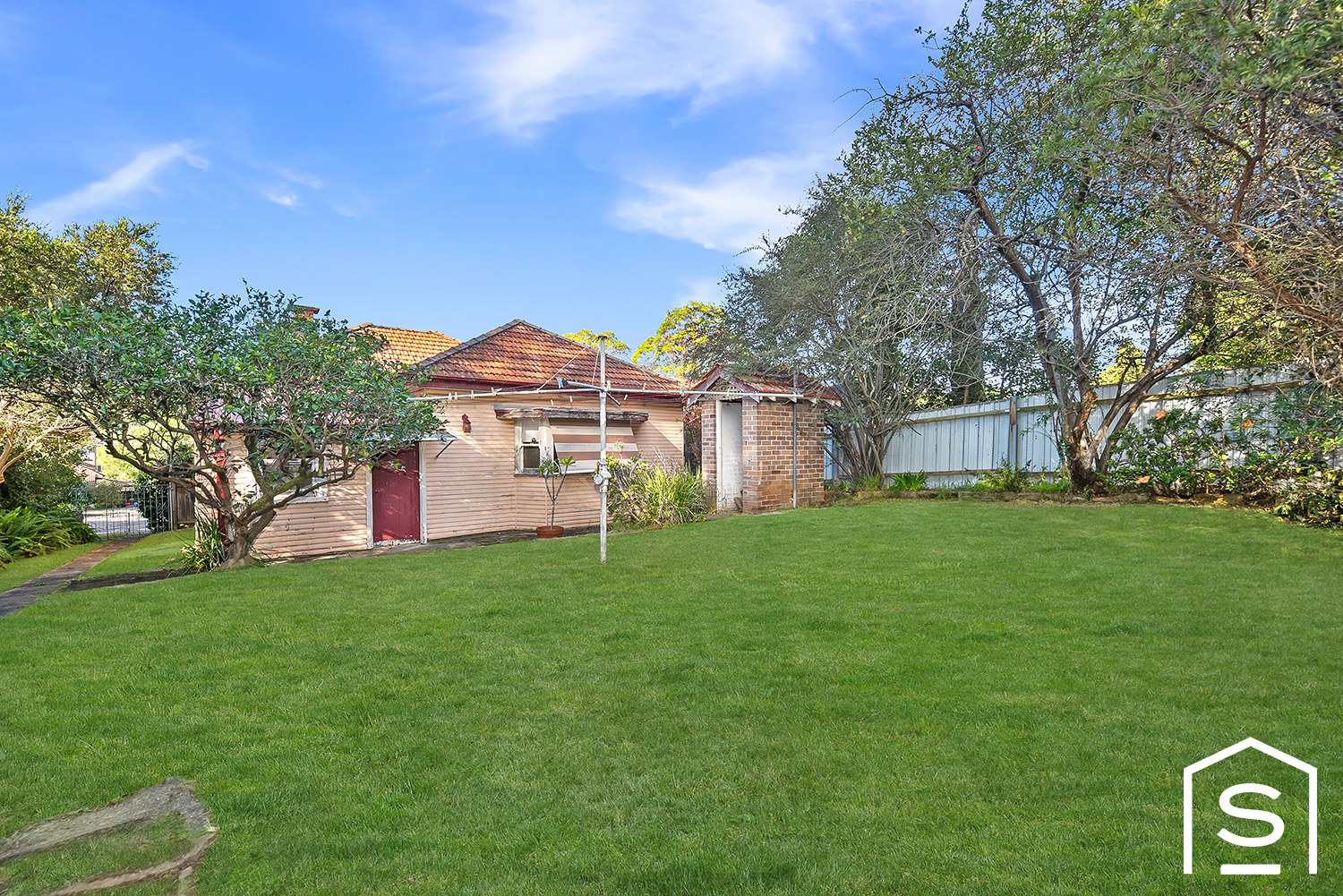 24 TARRANTS AV, EASTWOOD NSW 2122, 0 habitaciones, 0 baños, House