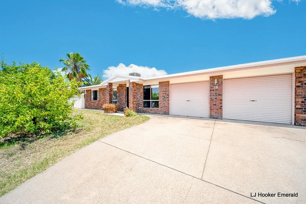 12 Eubar Place, Emerald, QLD 4720