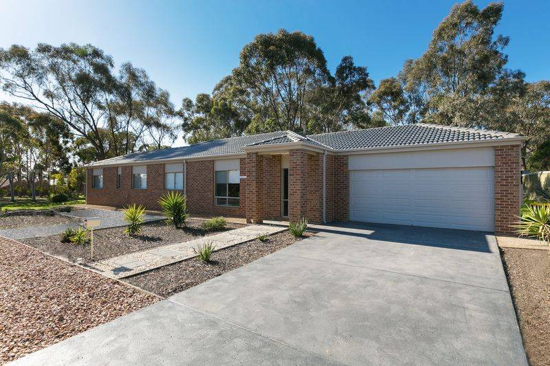 9A TCHUMLOCK CT, ASCOT VIC 3551, 0 rūma, 0 rūma horoi, House