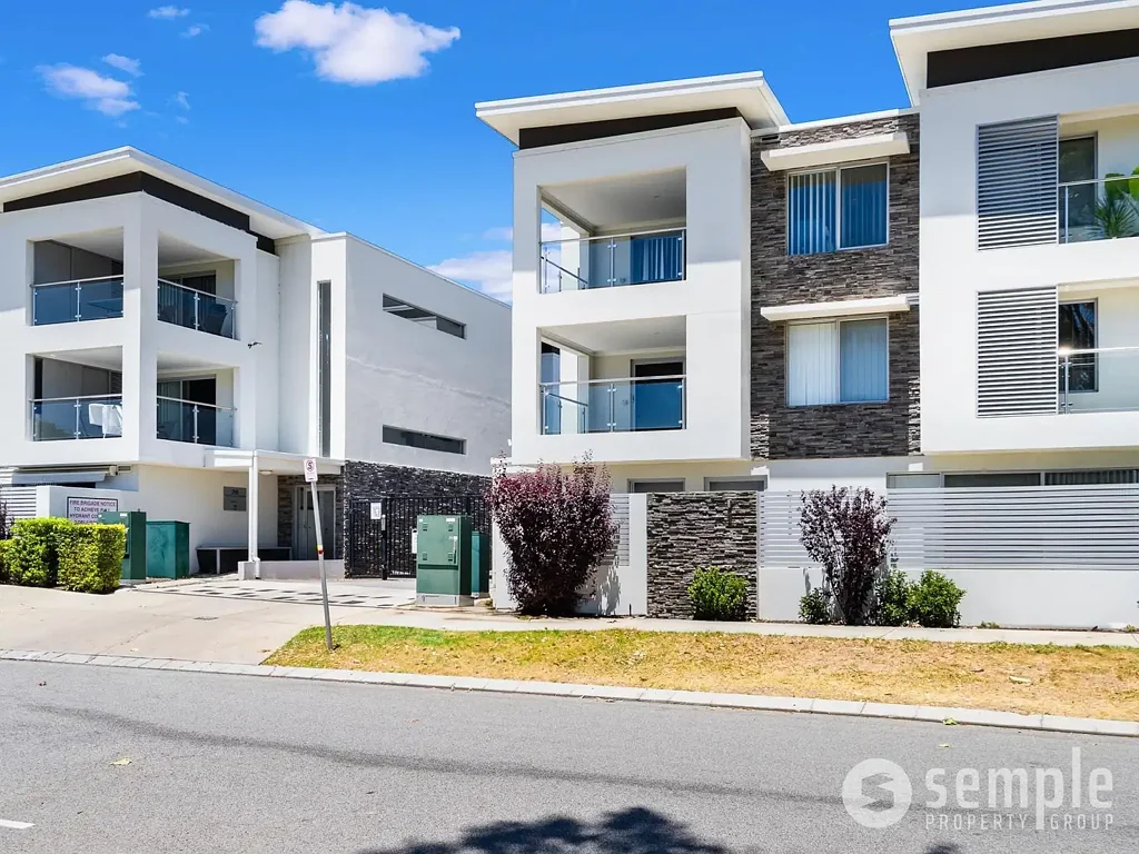 8/12 Westralia Gardens, Rockingham, WA 6168
