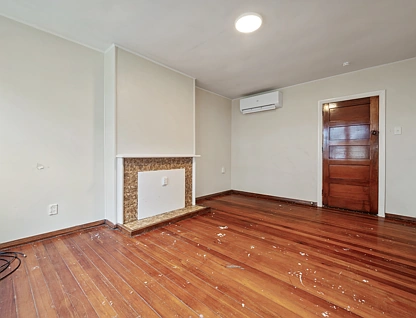 38 and 40 Riley Crescent, Woolston, Christchurch City, 3 ਕਮਰੇ, 2 ਬਾਥਰੂਮ, House