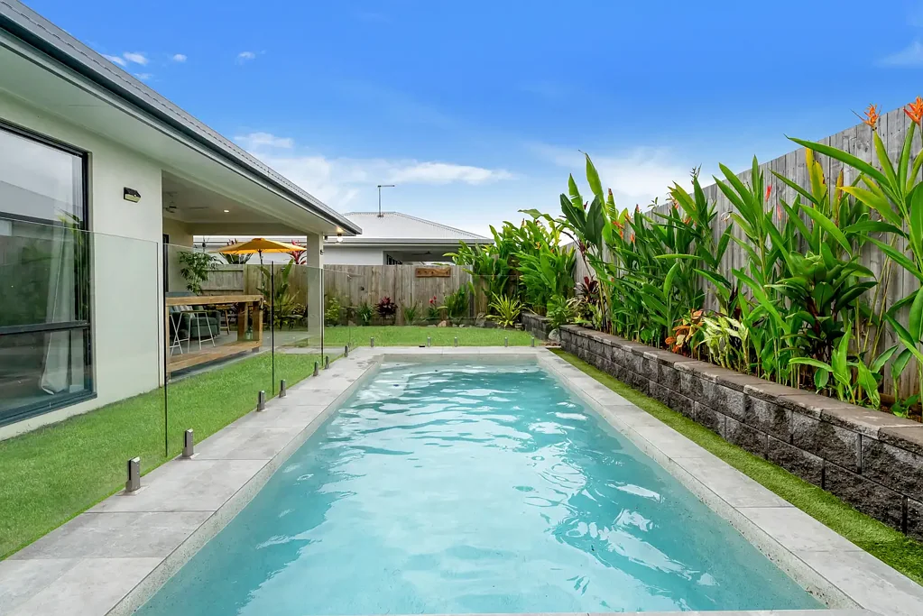 Trinity Beach 4房  Modern Family Home in a Quiet Trinity Beach Pocket