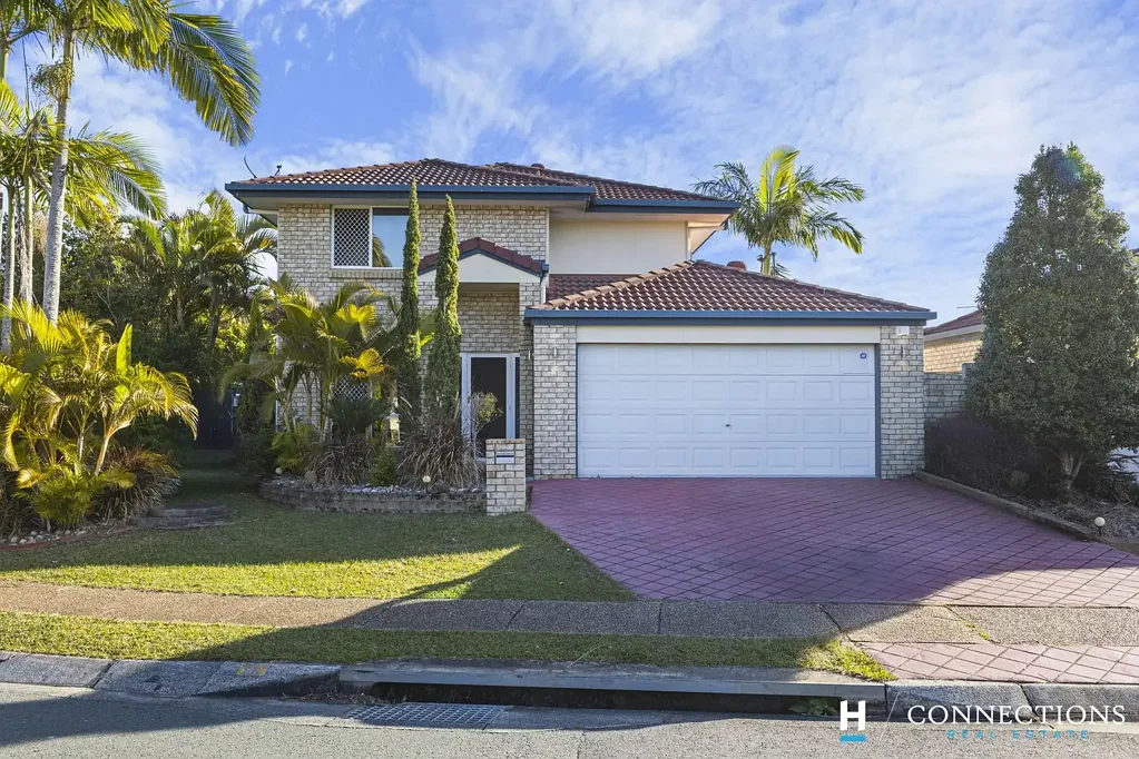 Murrumba Downs 4 Bedroom EXCITING OPPORTUNITY WITH POTENTIAL