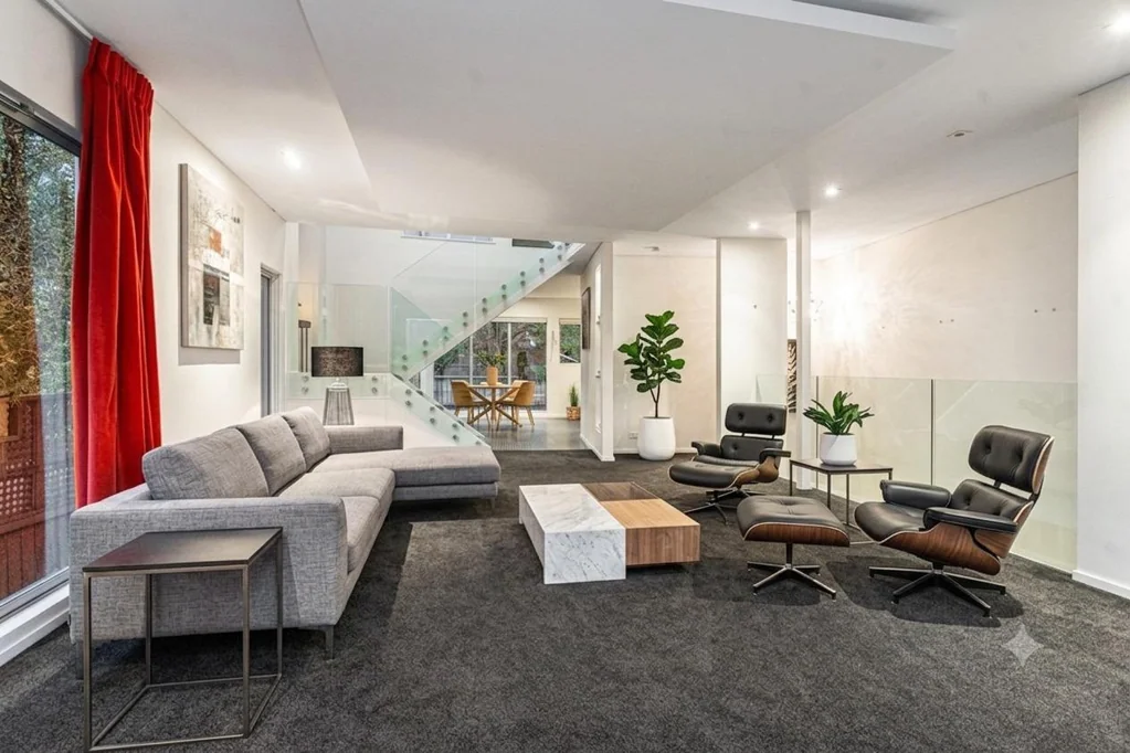 Spacious Living with Ocean Views
