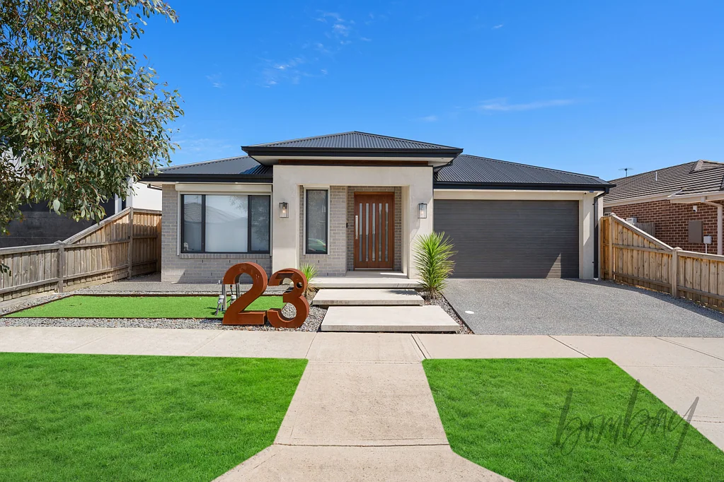 23 Camberwell Parade, Mickleham, VIC 3064