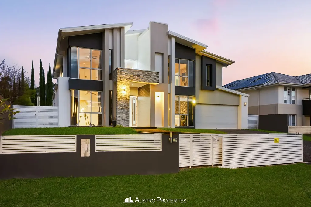 Stretton 5ਬੈੱਡਰੂਮ Stunning Modern Luxury Residence