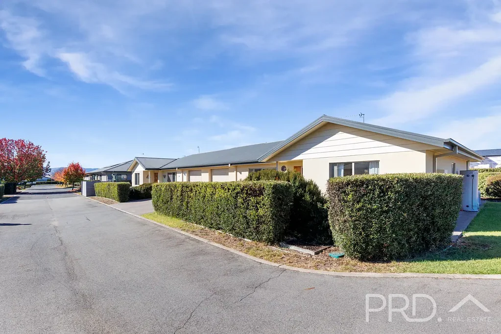 33/84 Currawong Road, Tumut, NSW 2720
