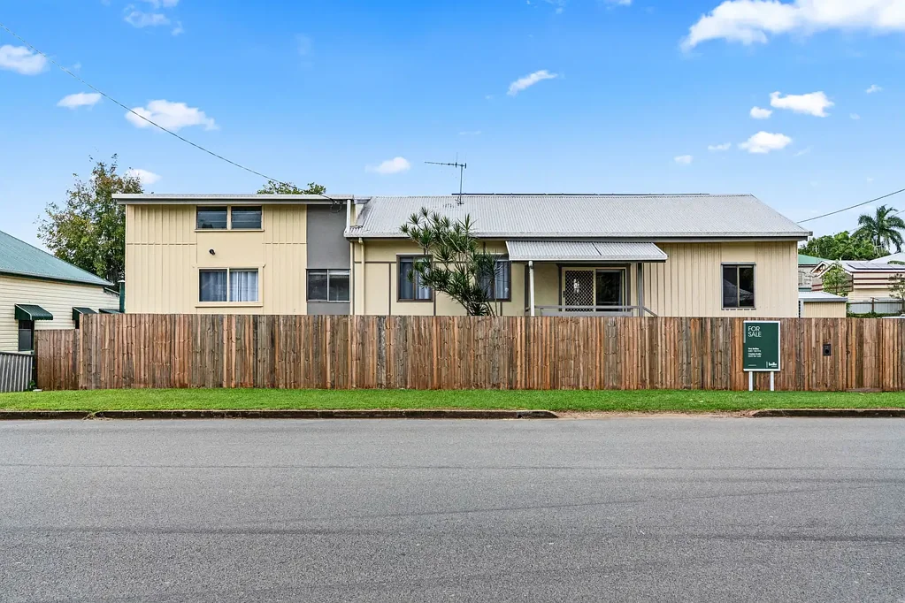 Maryborough 3房  Investment-Ready Gem in Maryborough's Heart! 
91 Queen Street, Maryborough QLD 4650
