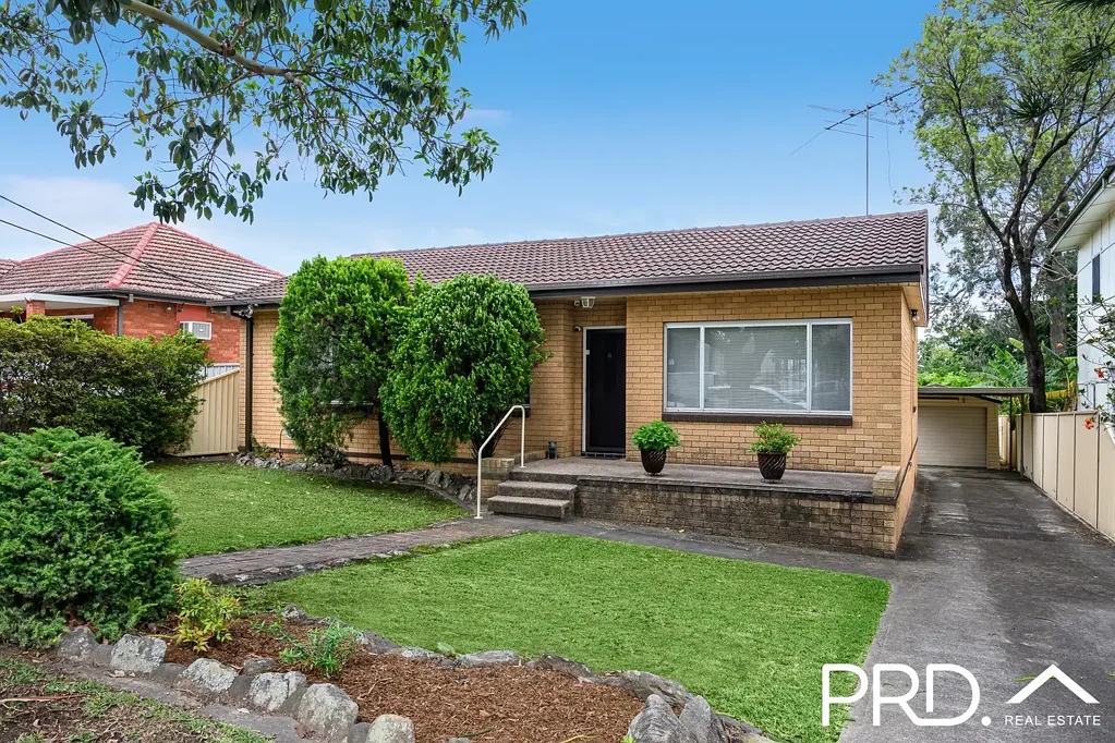 26 Woodburn Avenue, Panania, NSW 2213