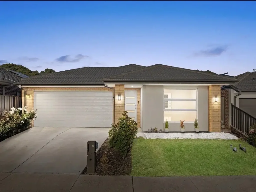 Modern Family Living in a Prime Craigieburn Location
