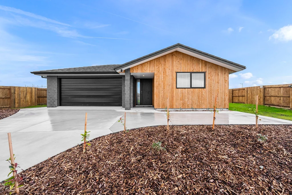 One Tree Point 4chambre Adventure Hub: 4Beds with Boat Parking