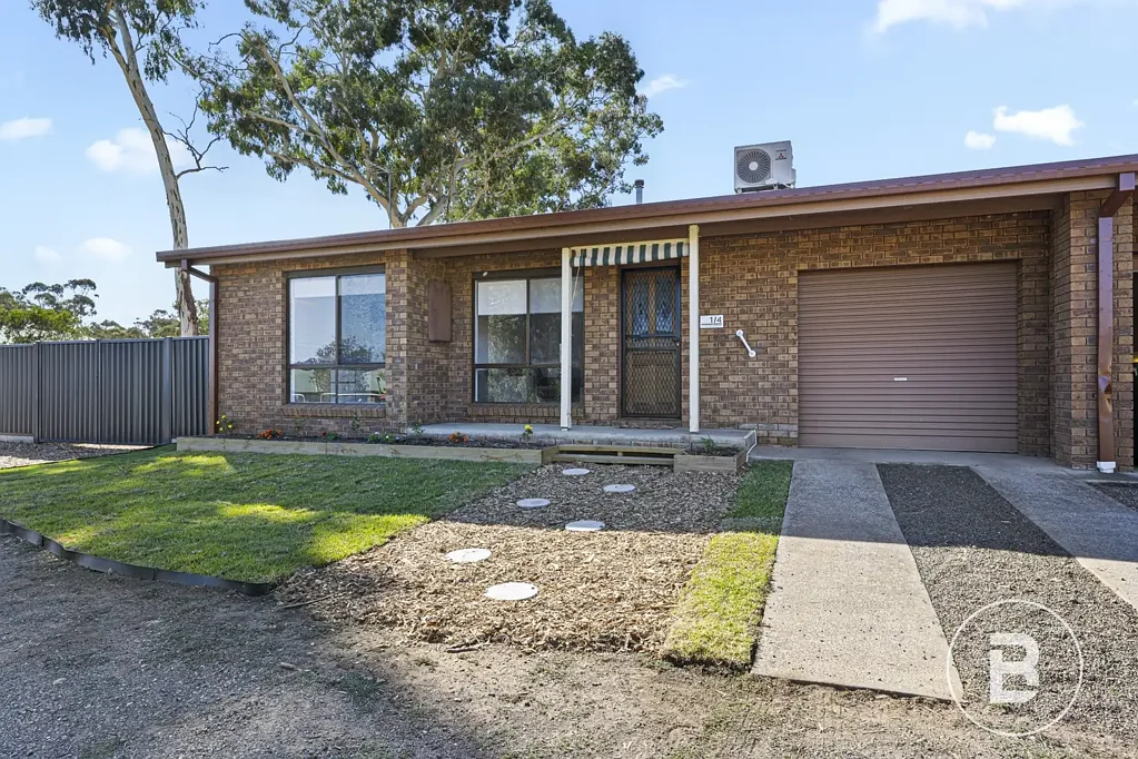 1/4 Harkness Street, Maryborough, VIC 3465