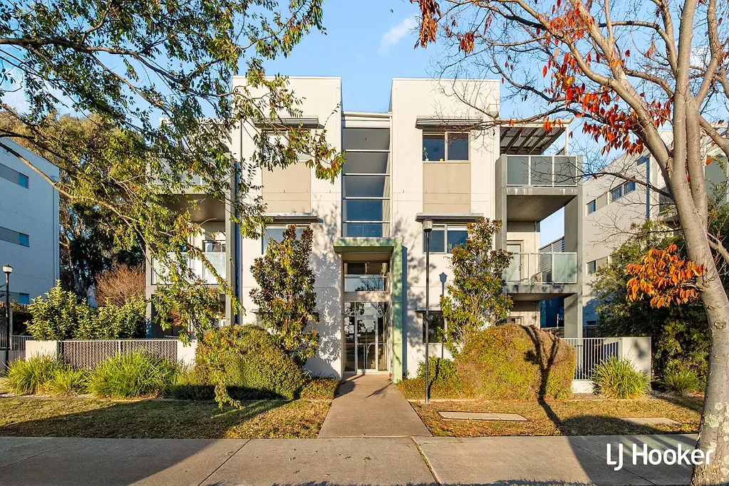 17/75 Elizabeth Jolley Crescent, Franklin, ACT 2913