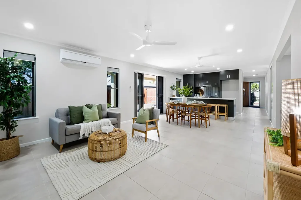 11 Montgomery Street, Rural View, QLD 4740