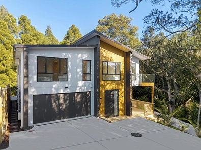 Flat Bush 7Moenga 7 Bedrooms, 4 Car Parks - Brand New Luxury