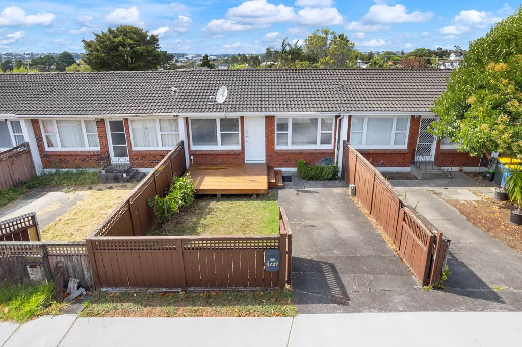 New Lynn 1房  Smart Buy With No Body Corp Fees!