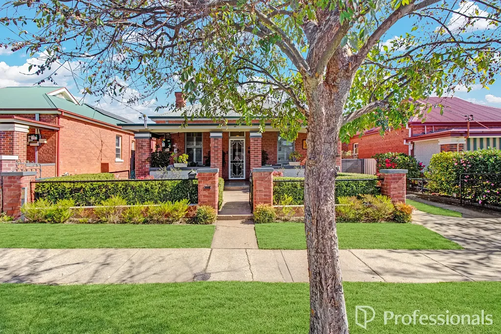 40 Collins Street, Wagga Wagga, NSW 2650