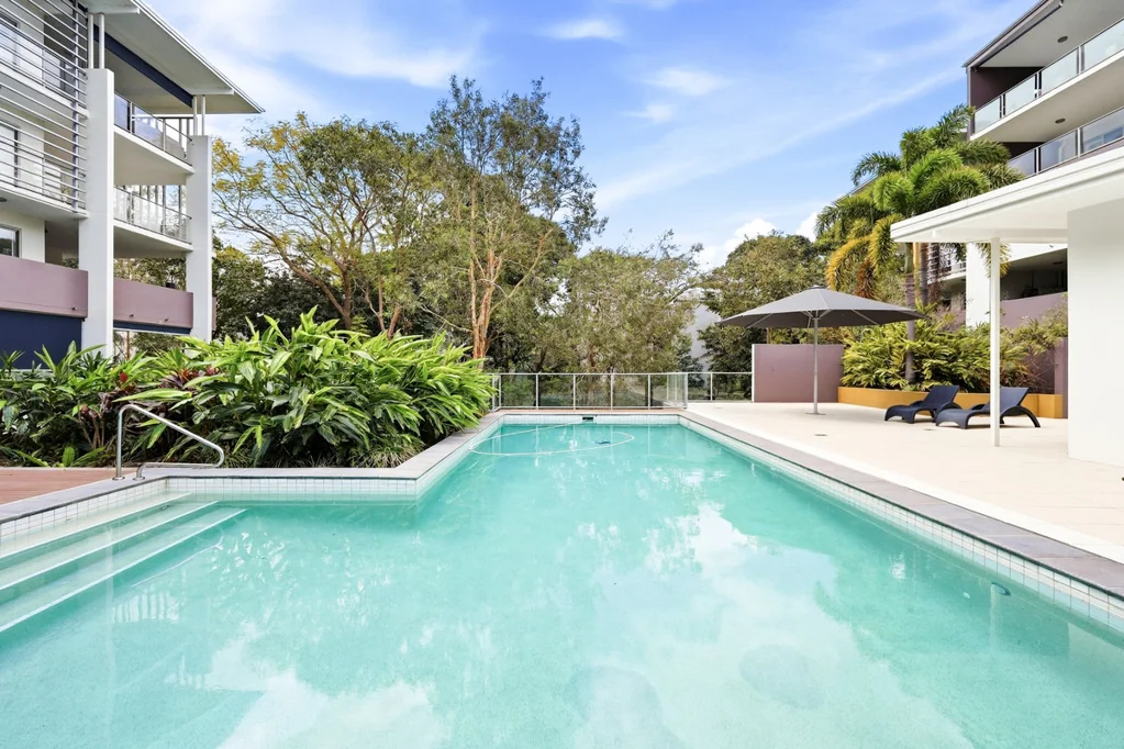 Taringa 1Kwarto Inner-west gem: A chic, oversized 114m2 one-bed apartment in resort-style complex