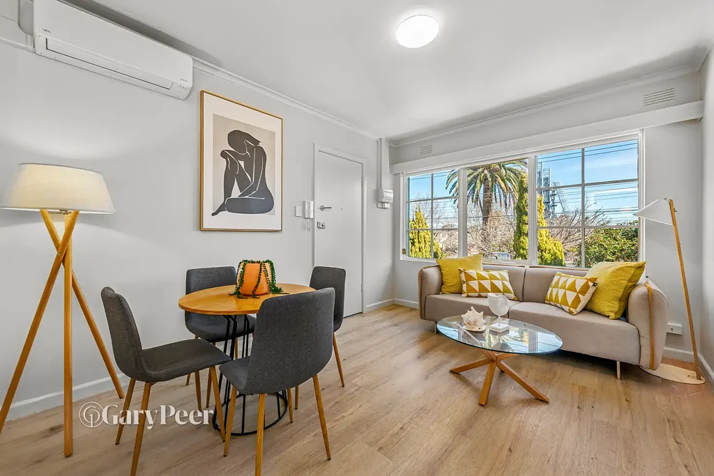 Glen Huntly 2ਬੈੱਡਰੂਮ Light filled retreat with leafy outlook