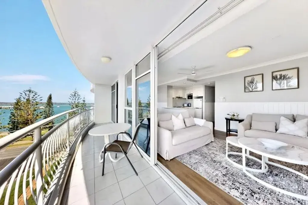 4H/510 Marine Parade, Biggera Waters, QLD 4216