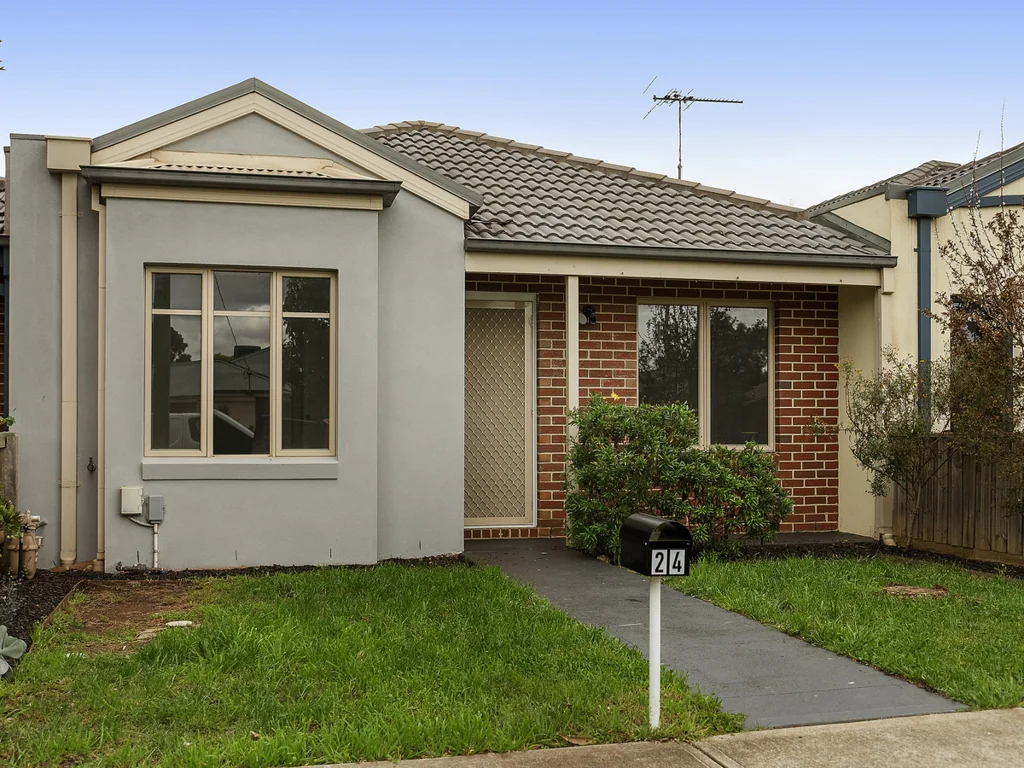 24 Somerton Court, Darley, VIC 3340