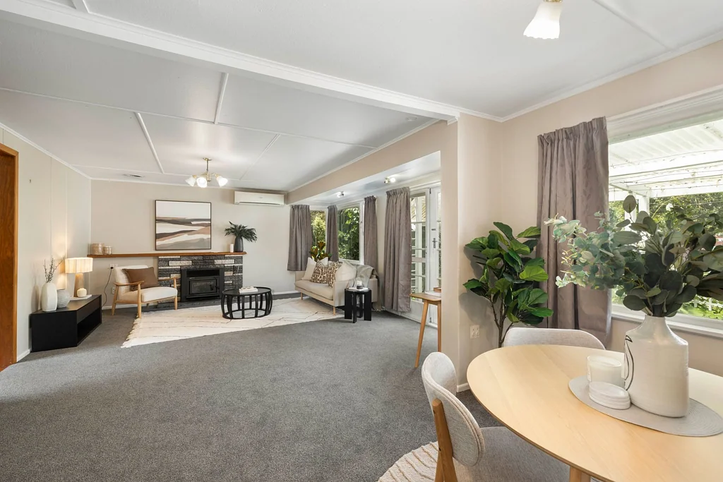 Sunny Family Living with Space, Comfort & Convenience