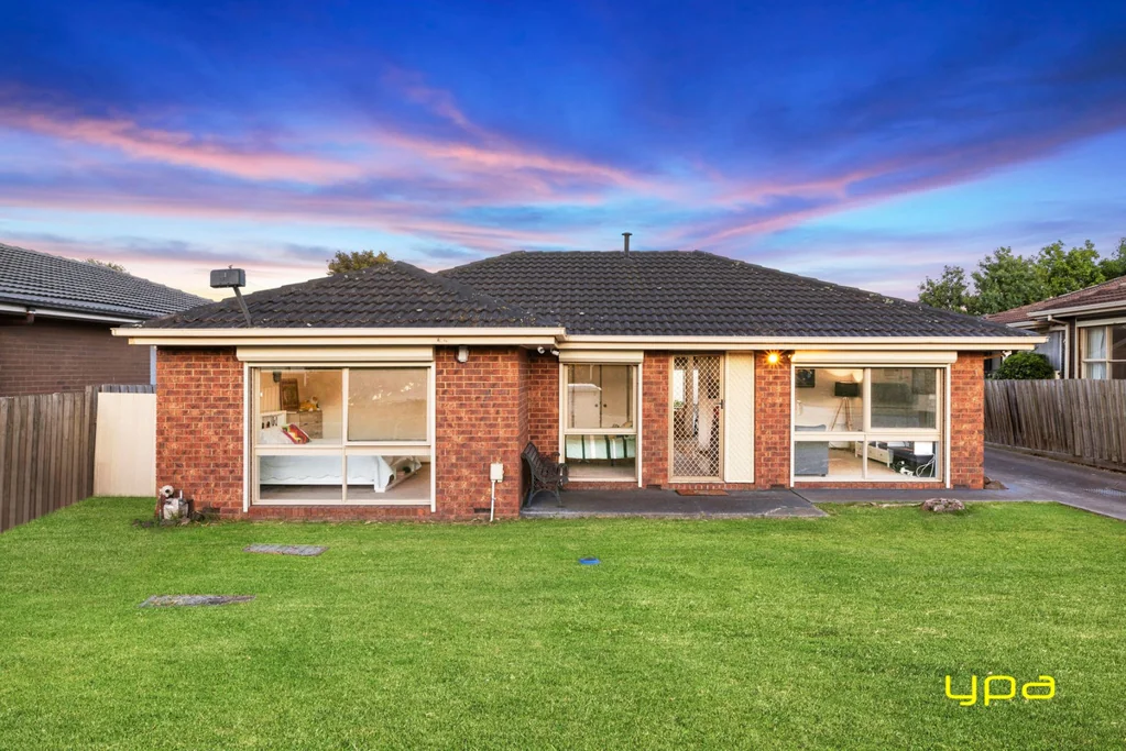 6 Averne Street, Cranbourne, VIC 3977