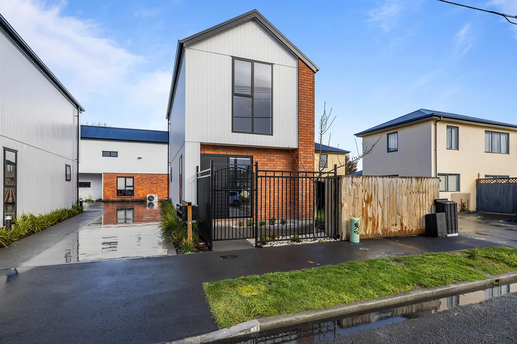 Linwood 2房  Post-Quake Comfort, City Convenience