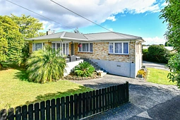21 Clark Road, Pahurehure