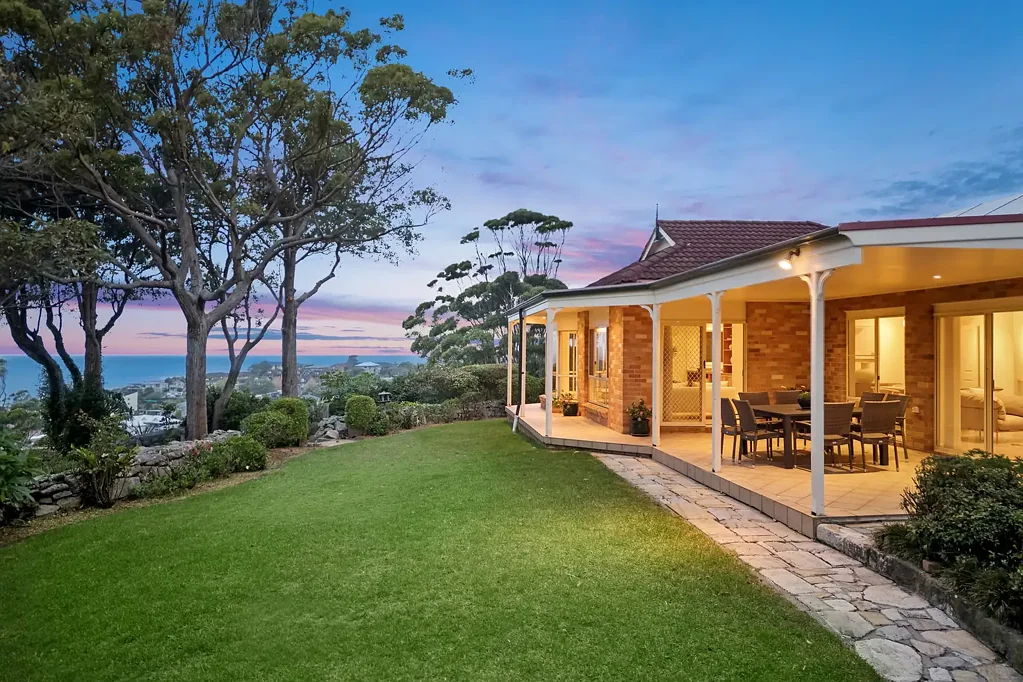 Terrigal 4ห้องนอน Super rare, single level family home, 1502sqm block with sweeping ocean views