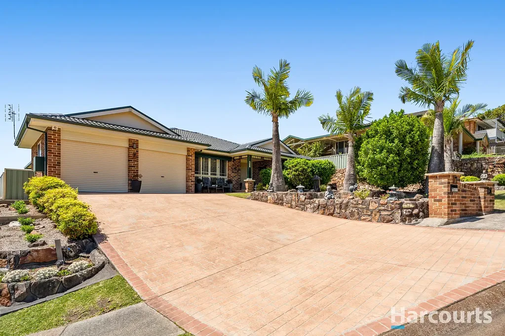 7 Hillview Crescent, Macquarie Hills, NSW 2285