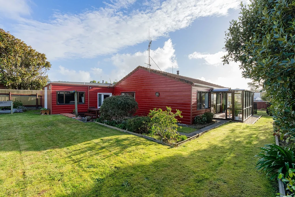 Otaki Beach 2ਬੈੱਡਰੂਮ Your first home, your beachside lifestyle
