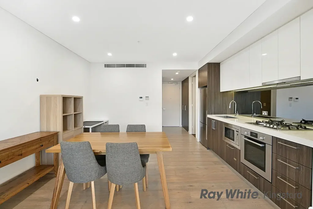 Fully Furnished Executive Apartment in the Award-Winning '88 Kensington'