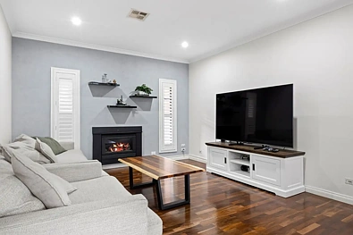10 Beechworth Avenue, Greenvale, VIC 3059, 5 chambres, 2 salles de bain, House