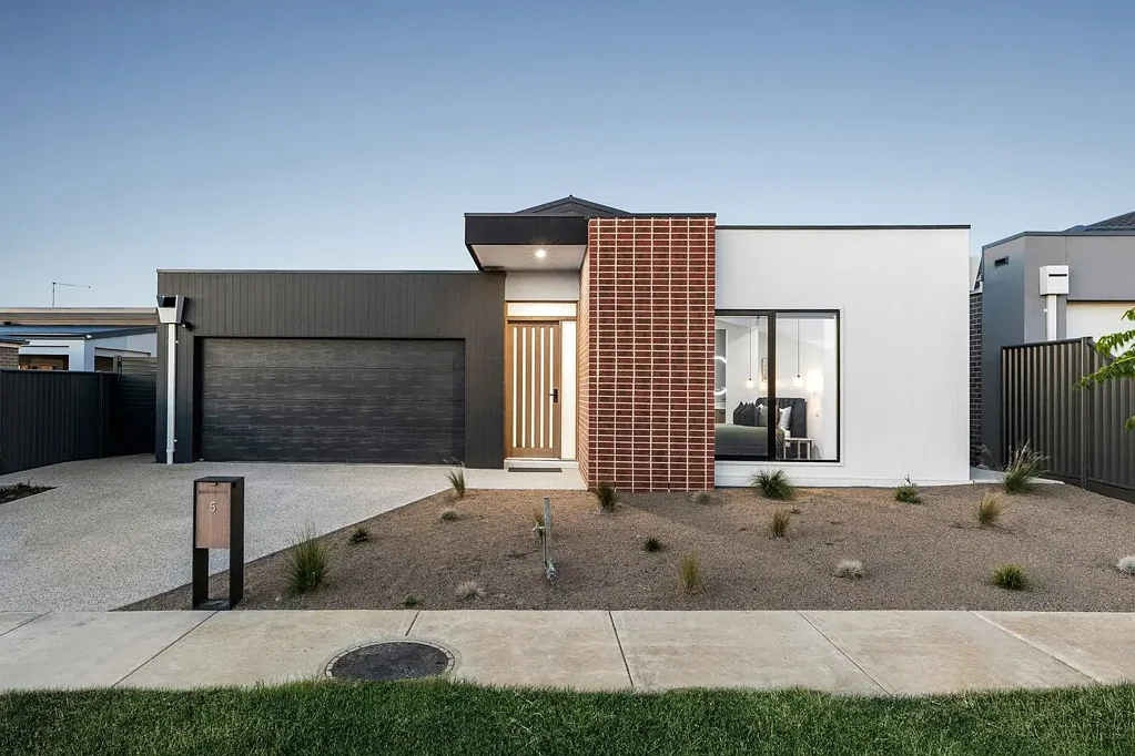 5 Bluebill Street, St Leonards, VIC 3223