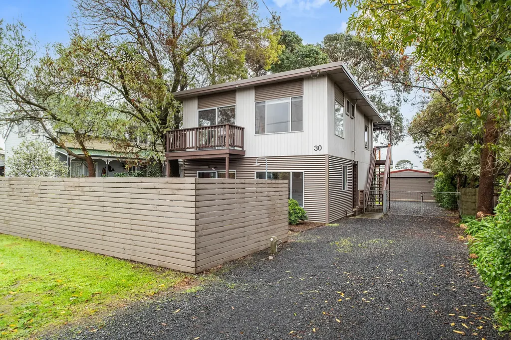 Cowes 3房  Prime Cowes Location with Entertaining Appeal