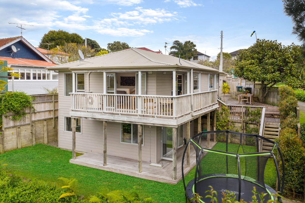 Residential  Mixed Housing Suburban Zone