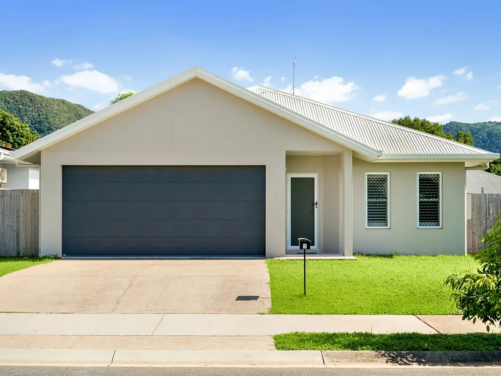Edmonton 4Phòng ngủ Modern Home in Convenient Edmonton Pocket  - The Perfect First Home or Excellent