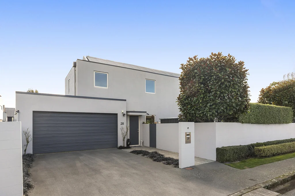 Riccarton 3房  Standalone townhouse where city meets park