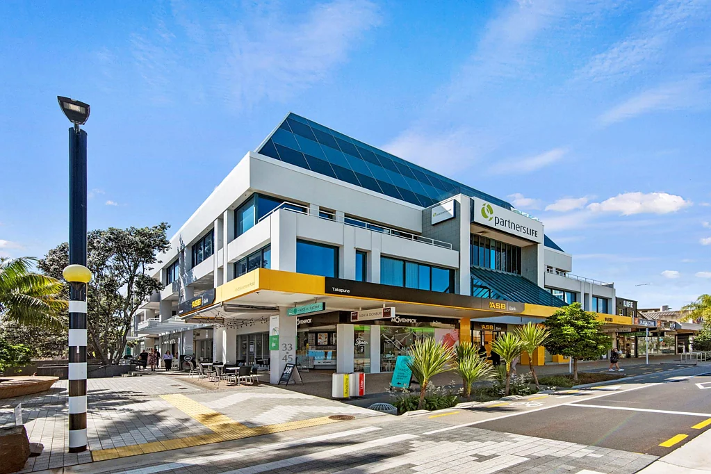 Takapuna 500M² – 1,400M² BEACHSIDE OFFICE