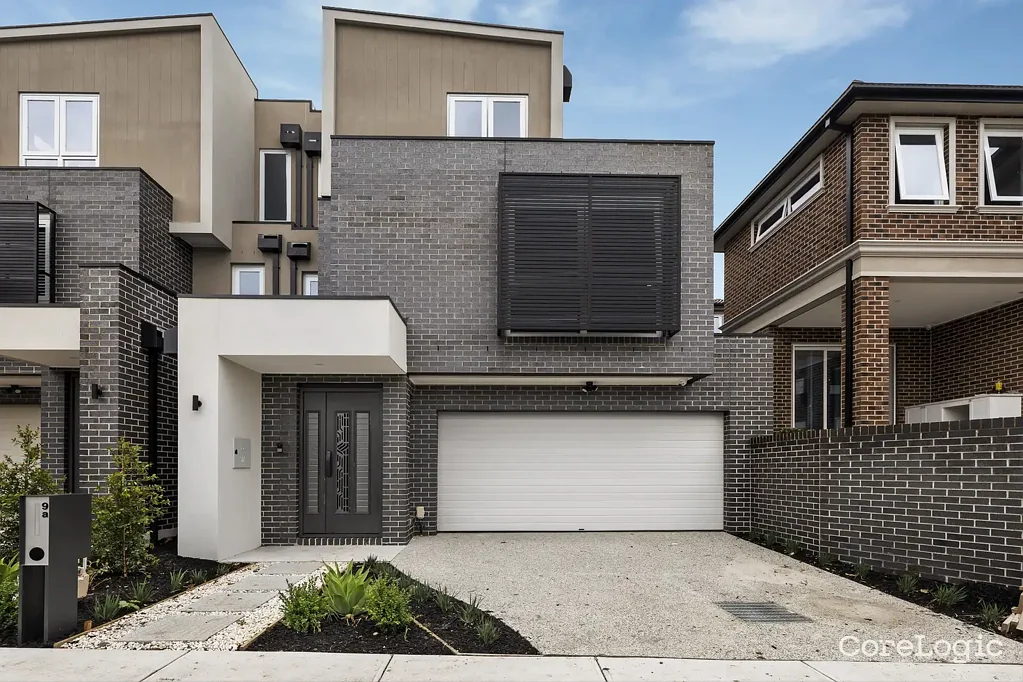 Templestowe 4房 现代奢居 豪华厨房 宽敞卧室 私密庭院 顶级学区 静谧地段 Stunning Family Home in Prime Templestowe Location