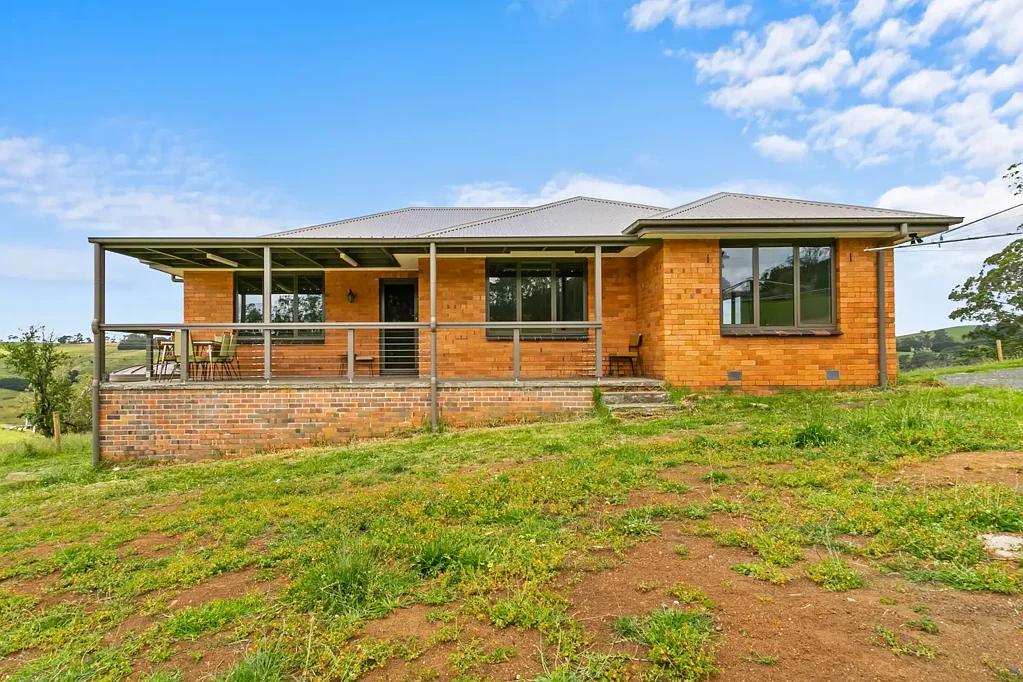 Boolarra South  PRODUCTIVE RIVER FRONT GRAZING PROPERTY