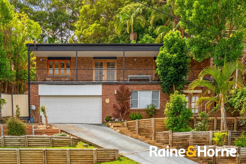 Family Home - Plus self contained Studio
