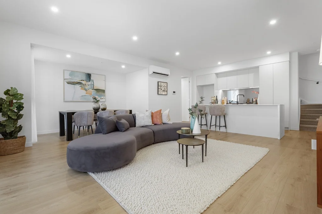 Keysborough 3 Bedroom Brand New spacious Townhouse - Ready to move in